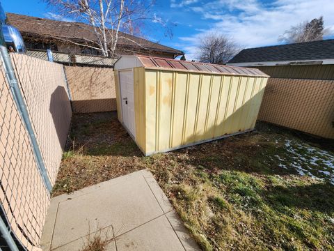 Tiny photo for 6908 Verda Vista Place, Klamath Falls, OR 97603 (MLS # 220213978)