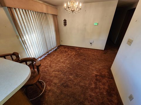 Tiny photo for 6908 Verda Vista Place, Klamath Falls, OR 97603 (MLS # 220213978)