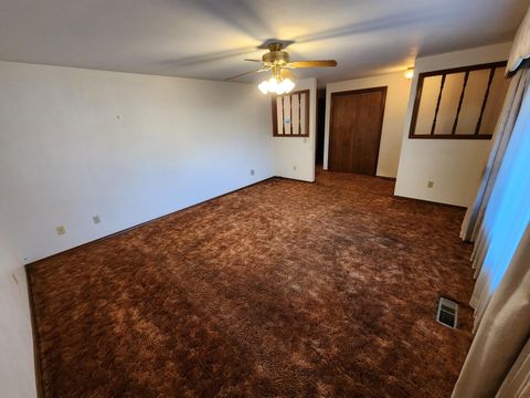 Tiny photo for 6908 Verda Vista Place, Klamath Falls, OR 97603 (MLS # 220213978)