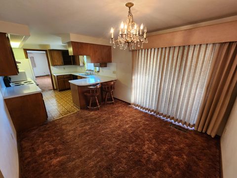 Tiny photo for 6908 Verda Vista Place, Klamath Falls, OR 97603 (MLS # 220213978)