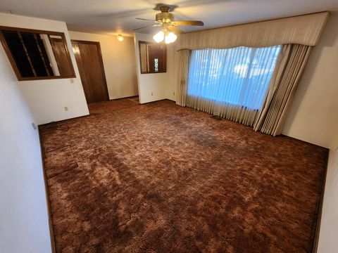 Tiny photo for 6908 Verda Vista Place, Klamath Falls, OR 97603 (MLS # 220213978)