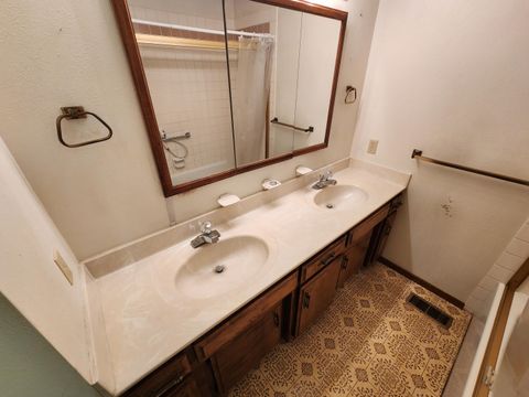 Tiny photo for 6908 Verda Vista Place, Klamath Falls, OR 97603 (MLS # 220213978)