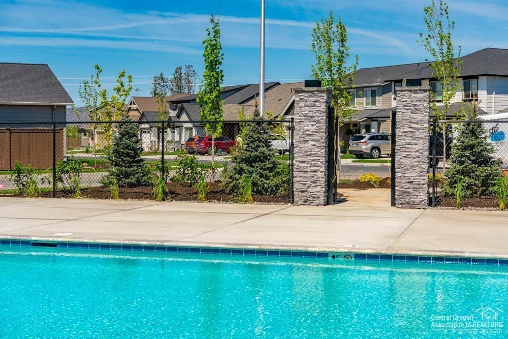 Triple Ridge - Residential