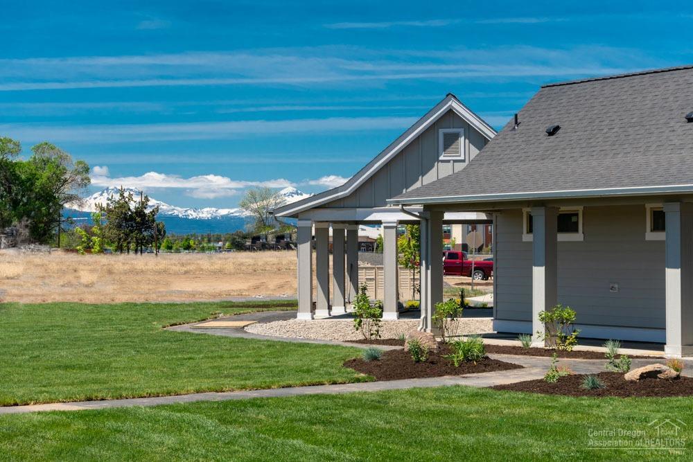 Triple Ridge - Residential