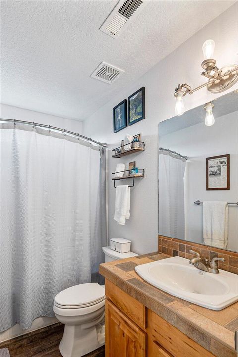 Tiny photo for 1622 NW Rimrock Court, Redmond, OR 97756 (MLS # 220219370)