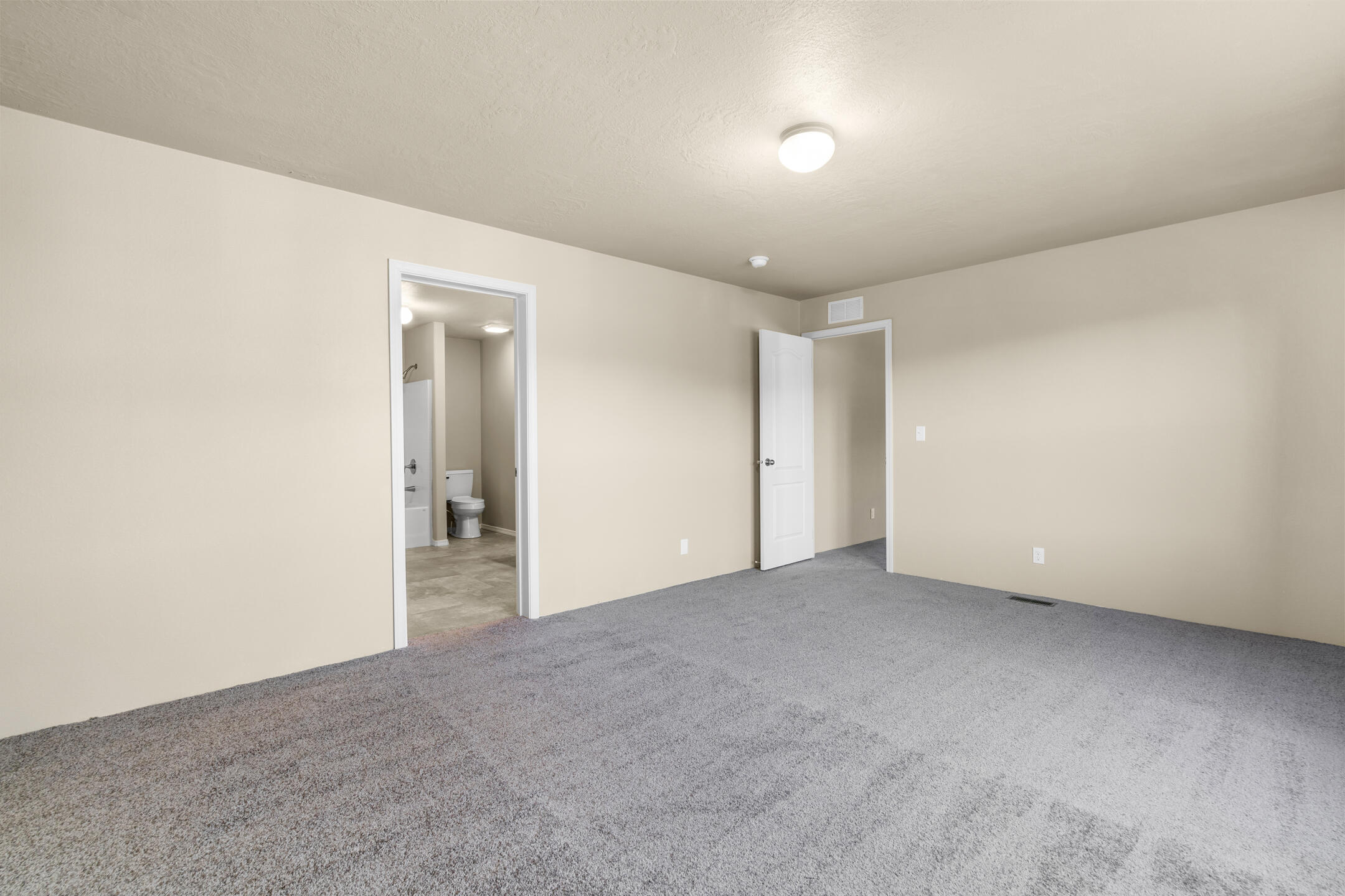 Golden Horseshoe - Residential