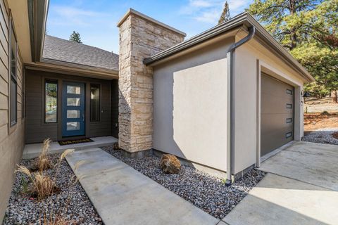 Tiny photo for 1092 Timber Ridge Loop, Klamath Falls, OR 97601 (MLS # 220215636)