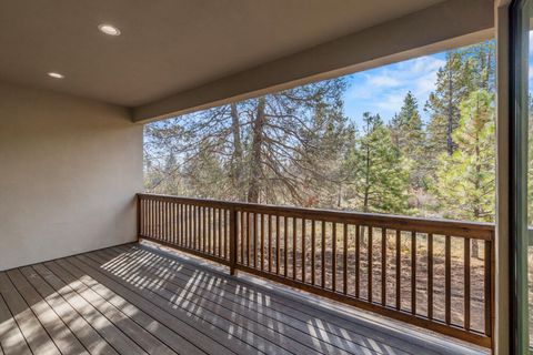 Tiny photo for 1092 Timber Ridge Loop, Klamath Falls, OR 97601 (MLS # 220215636)