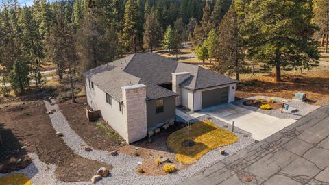 Tiny photo for 1092 Timber Ridge Loop, Klamath Falls, OR 97601 (MLS # 220215636)