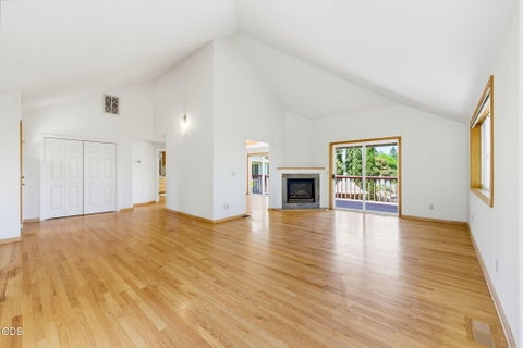 Tiny photo for 457 Walnut Street, Ashland, OR 97520 (MLS # 220223382)