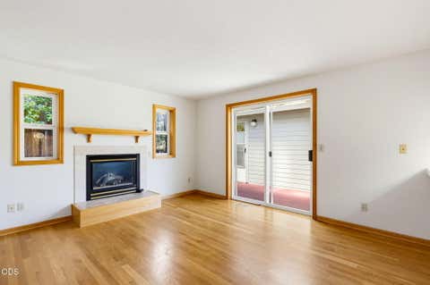 Tiny photo for 457 Walnut Street, Ashland, OR 97520 (MLS # 220223382)