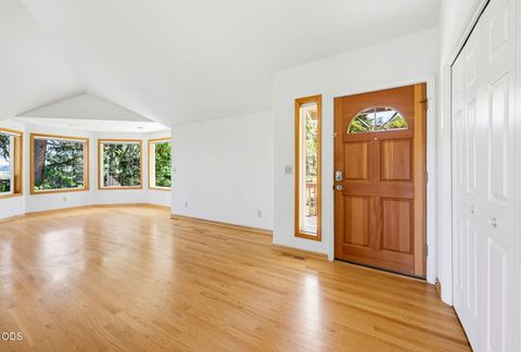 Tiny photo for 457 Walnut Street, Ashland, OR 97520 (MLS # 220223382)