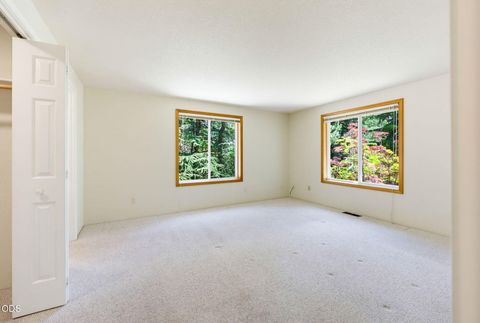 Tiny photo for 457 Walnut Street, Ashland, OR 97520 (MLS # 220223382)