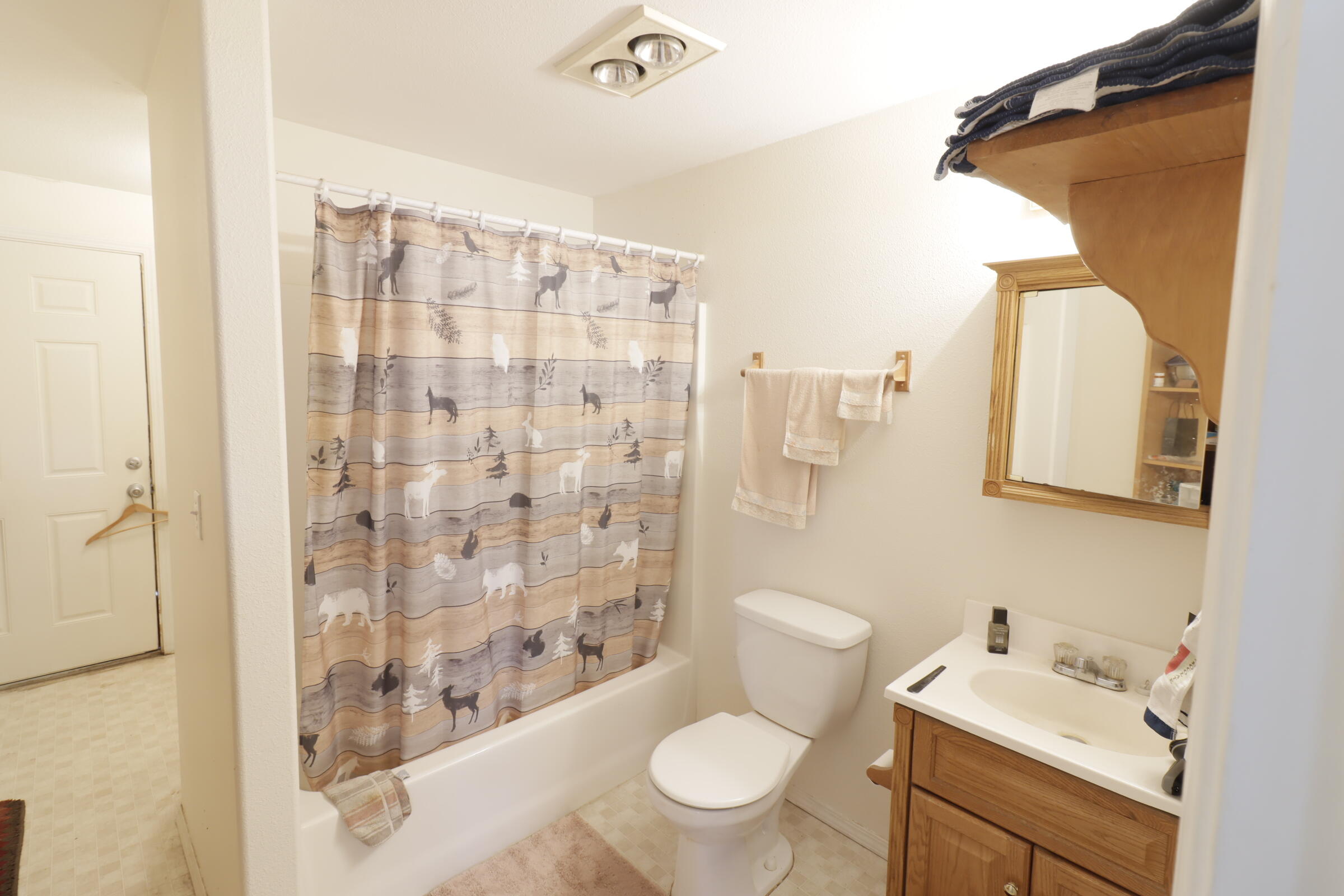 East Valley View Est - Residential Income