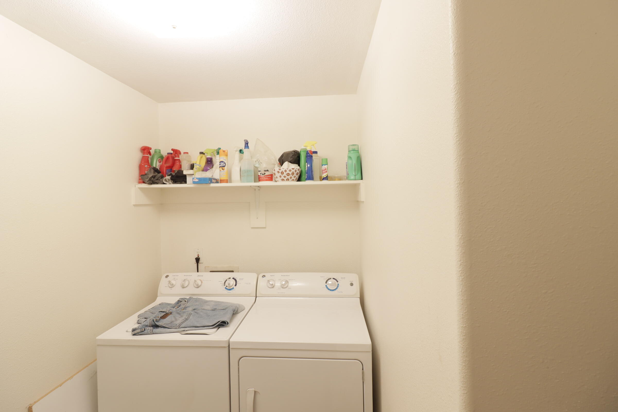 East Valley View Est - Residential Income