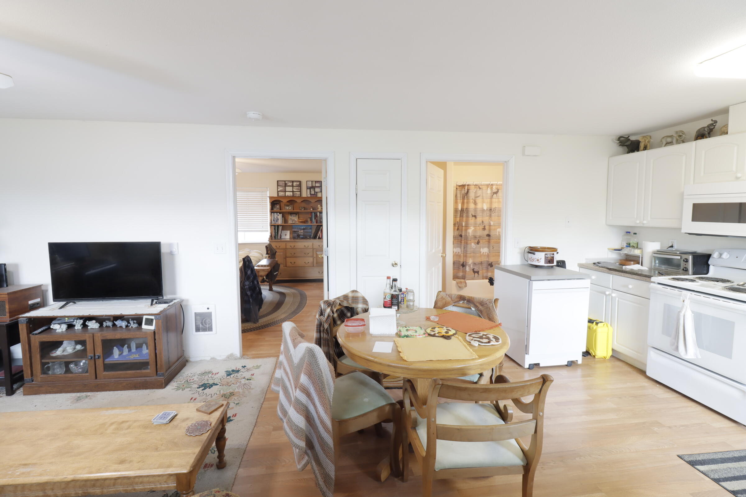 East Valley View Est - Residential Income