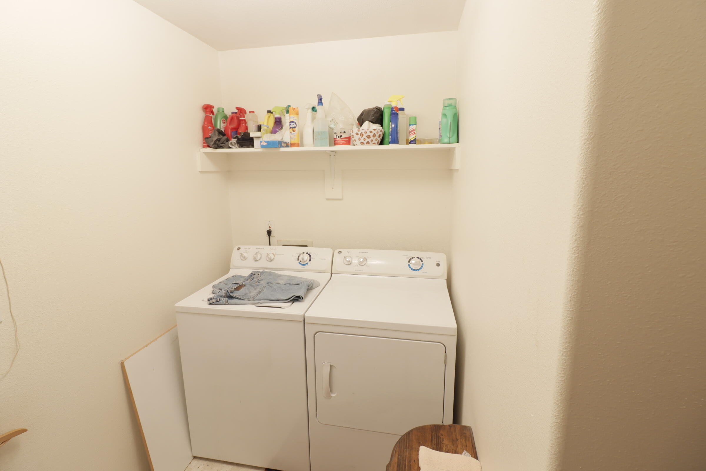 East Valley View Est - Residential Income