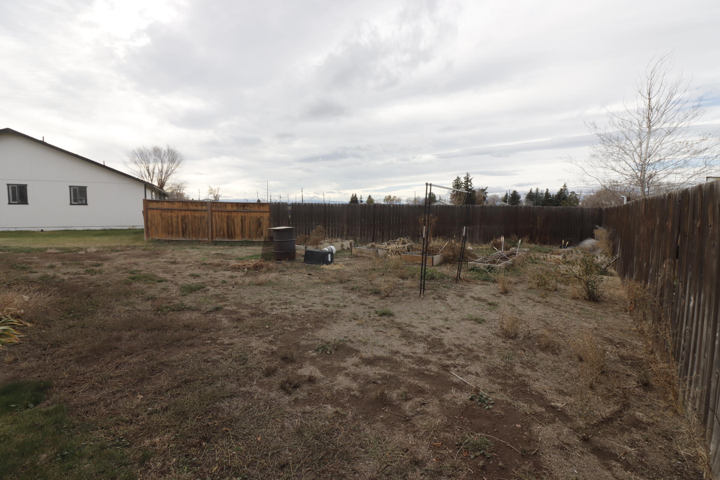 East Valley View Est - Residential Income