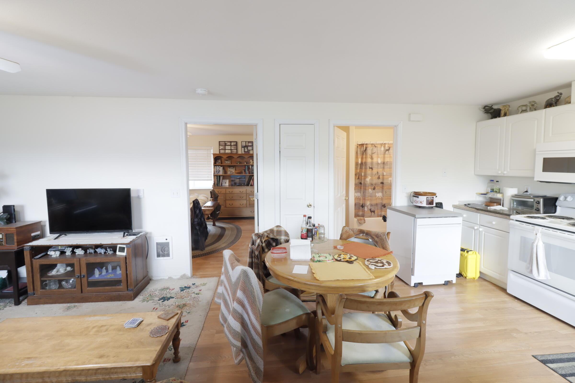 East Valley View Est - Residential Income