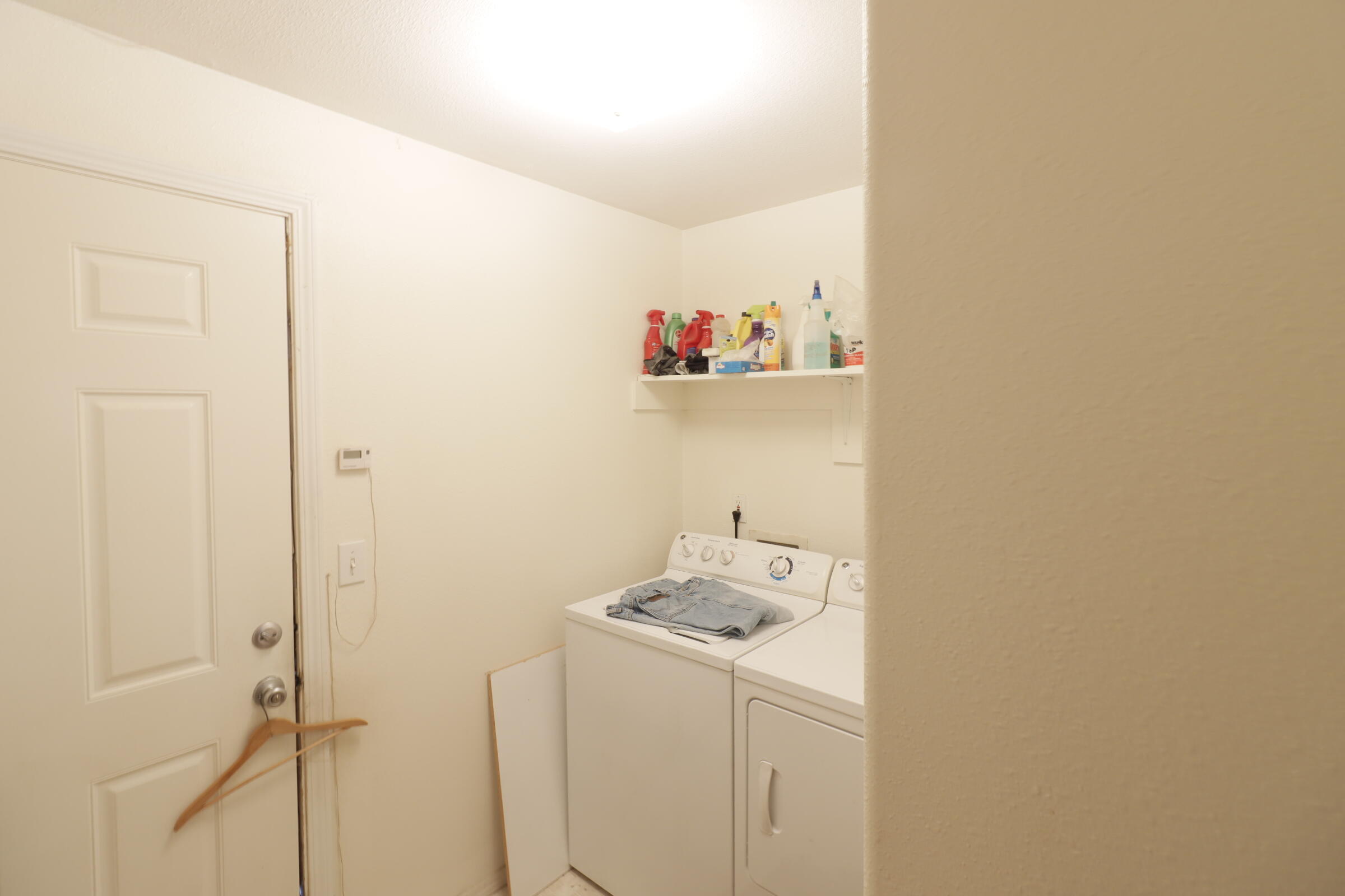 East Valley View Est - Residential Income