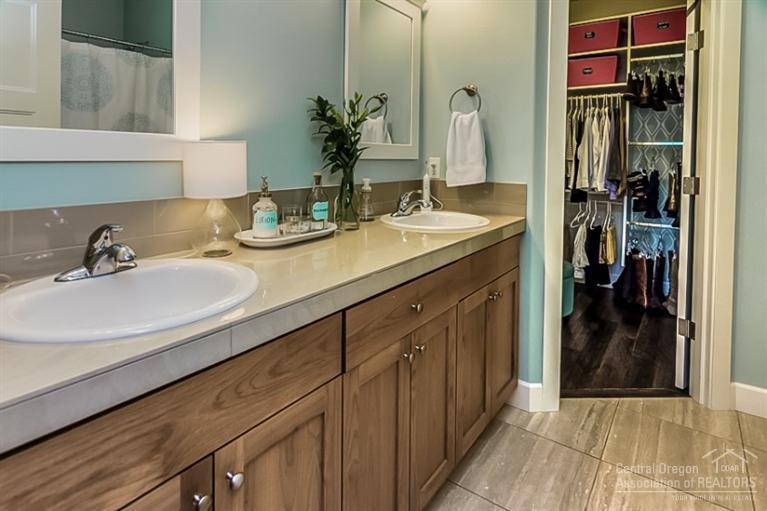 Hidden Hills - Residential