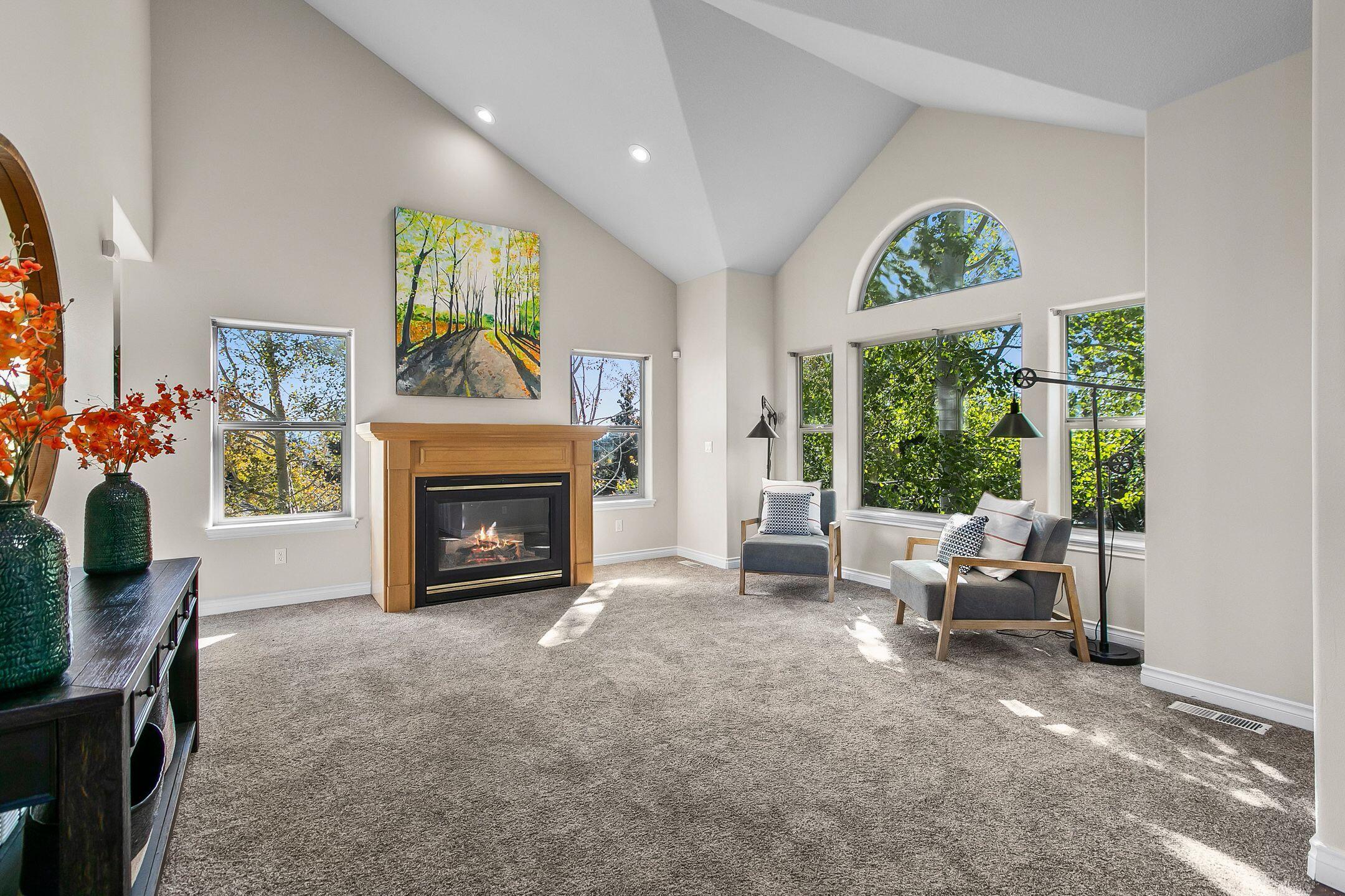 Awbrey Butte - Residential