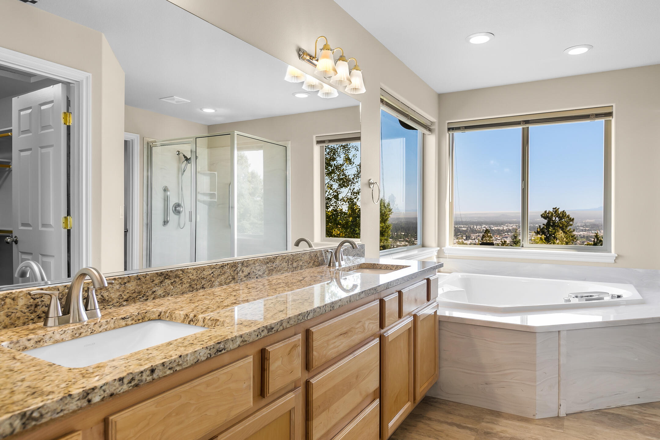 Awbrey Butte - Residential