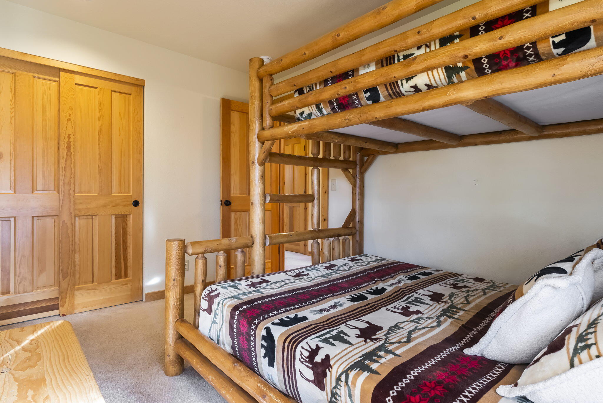 Eagle Crest - Residential