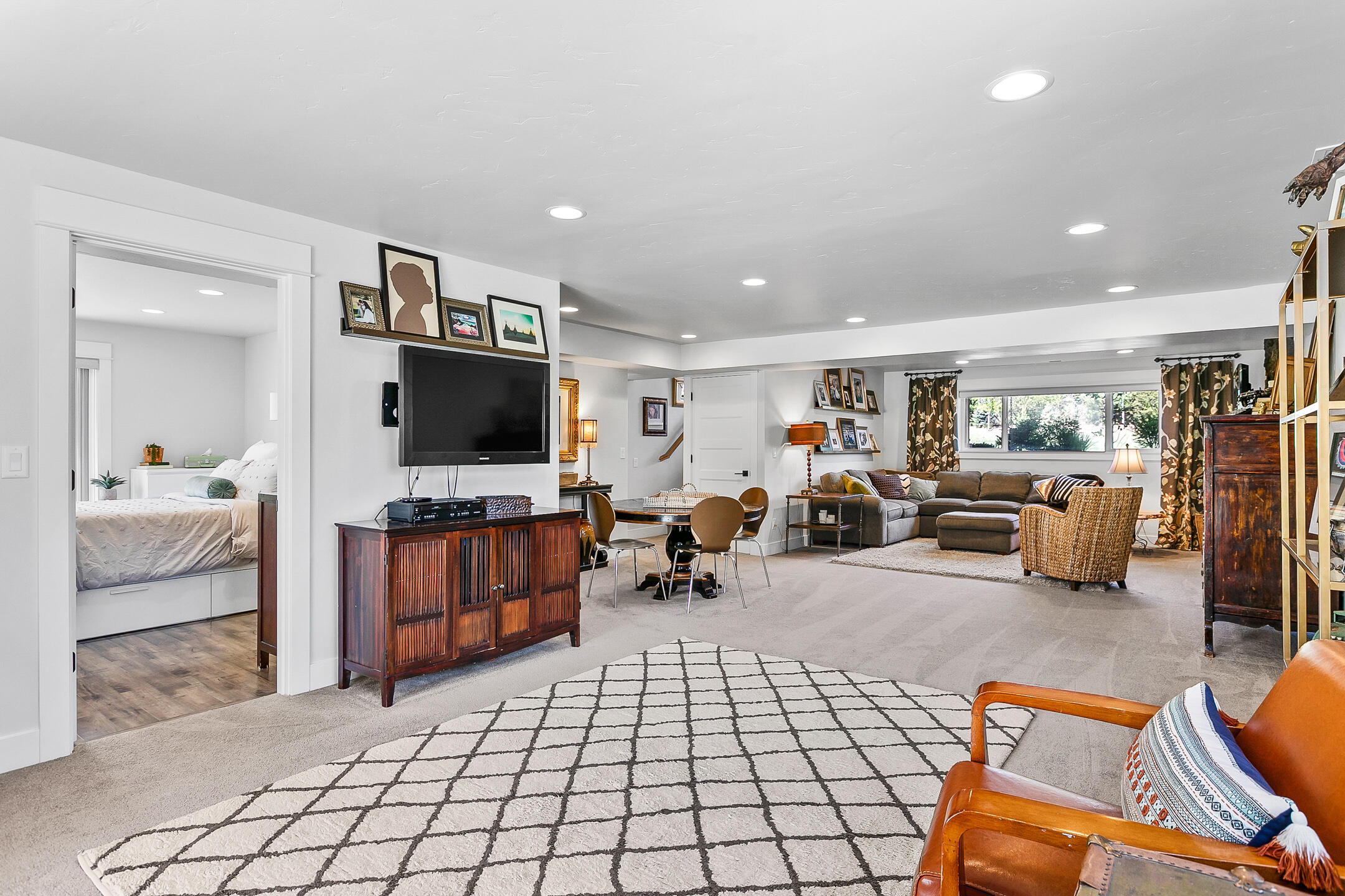 Ronald Acres - Residential