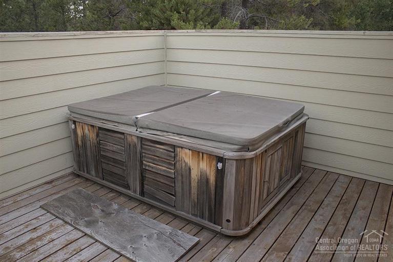 Fairway Crest Village - Residential