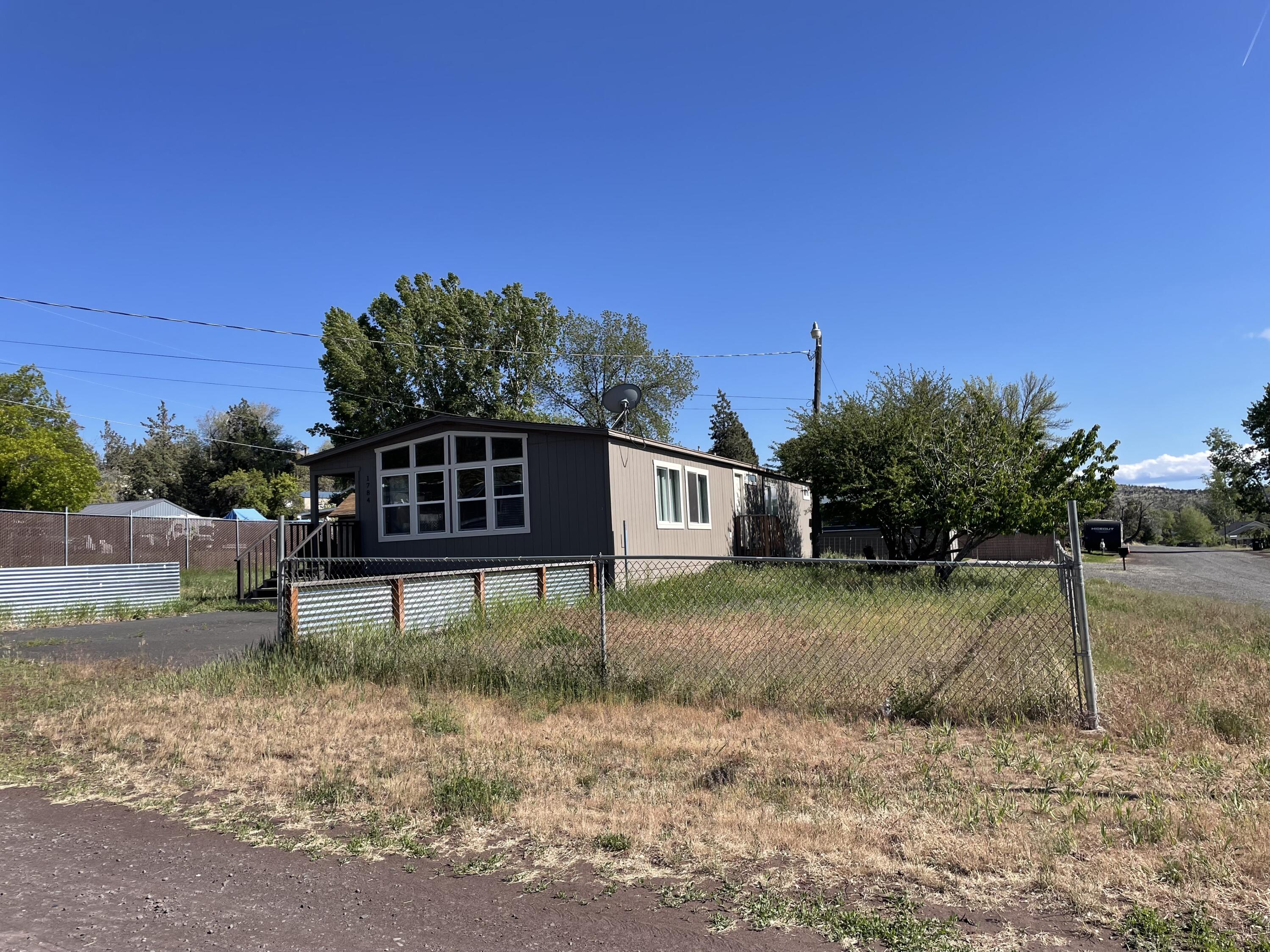 1784 Central Avenue