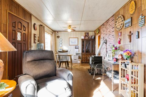 Tiny photo for 5071 Harlan Drive, Klamath Falls, OR 97603 (MLS # 220213957)