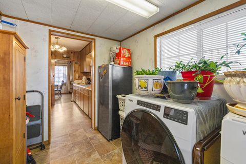 Tiny photo for 5071 Harlan Drive, Klamath Falls, OR 97603 (MLS # 220213957)