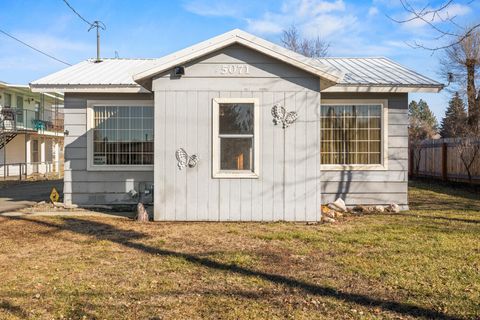 Photo of 5071 Harlan Drive, Klamath Falls, OR 97603 (MLS # 220213957)