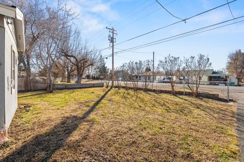 Tiny photo for 5071 Harlan Drive, Klamath Falls, OR 97603 (MLS # 220213957)