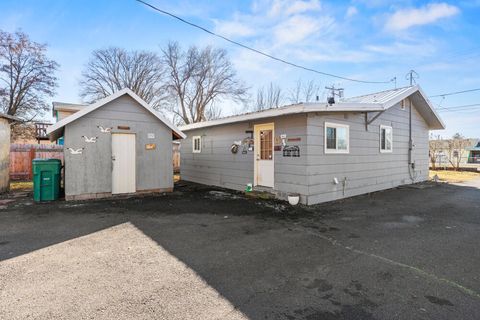 Tiny photo for 5071 Harlan Drive, Klamath Falls, OR 97603 (MLS # 220213957)
