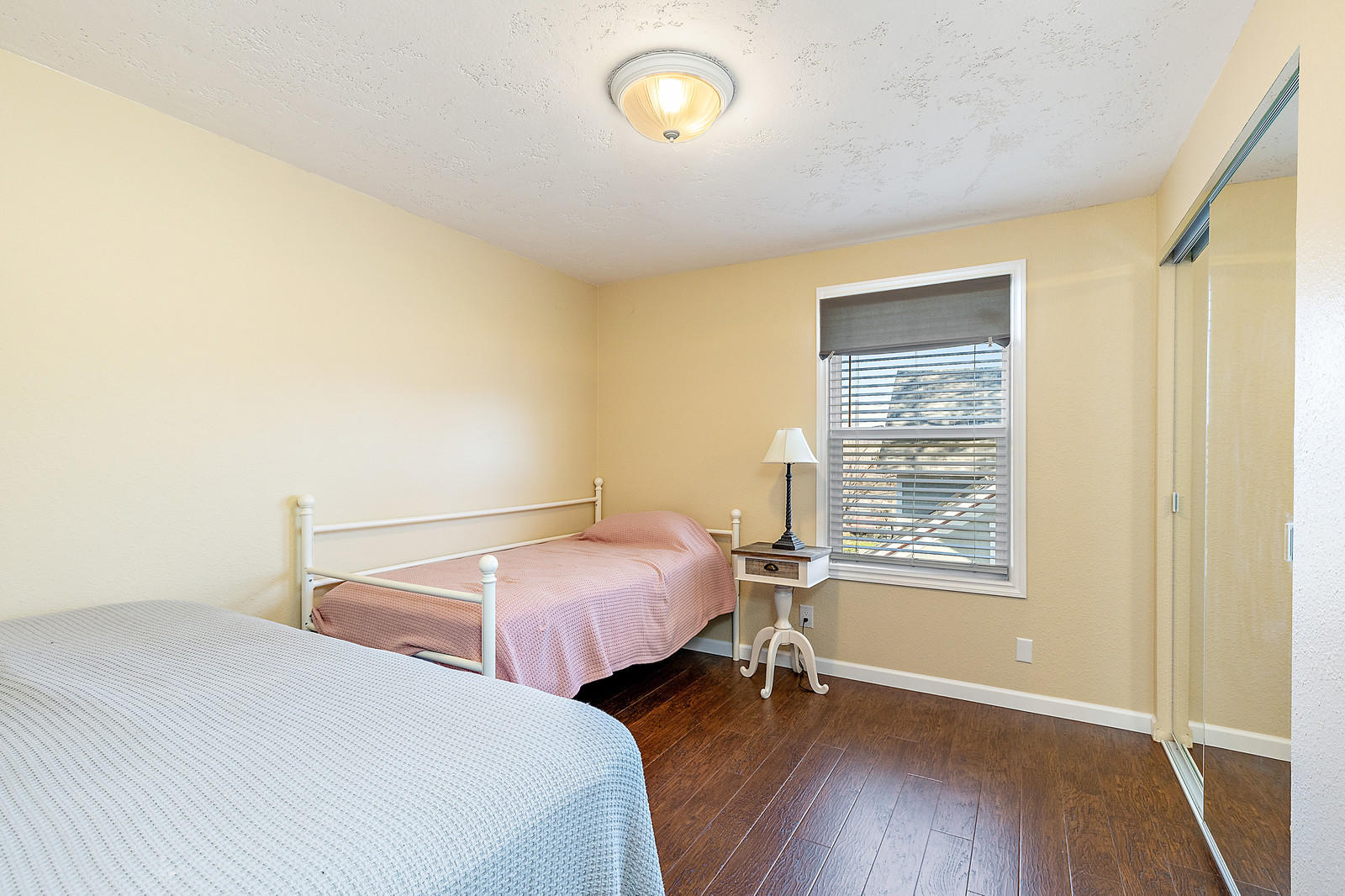 Manzanita Hills - Residential