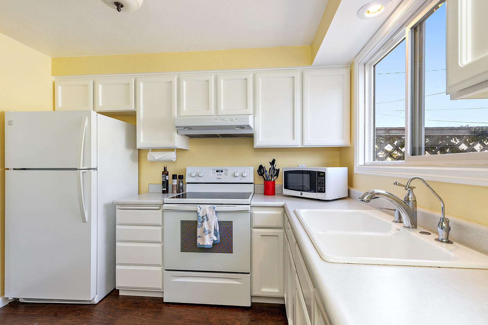 Manzanita Hills - Residential