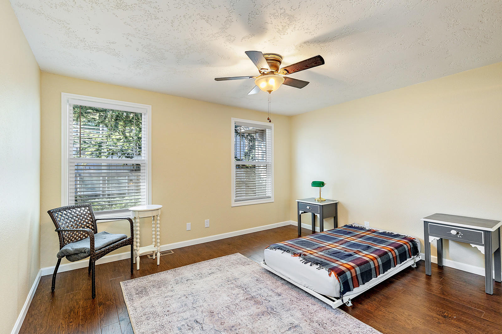 Manzanita Hills - Residential