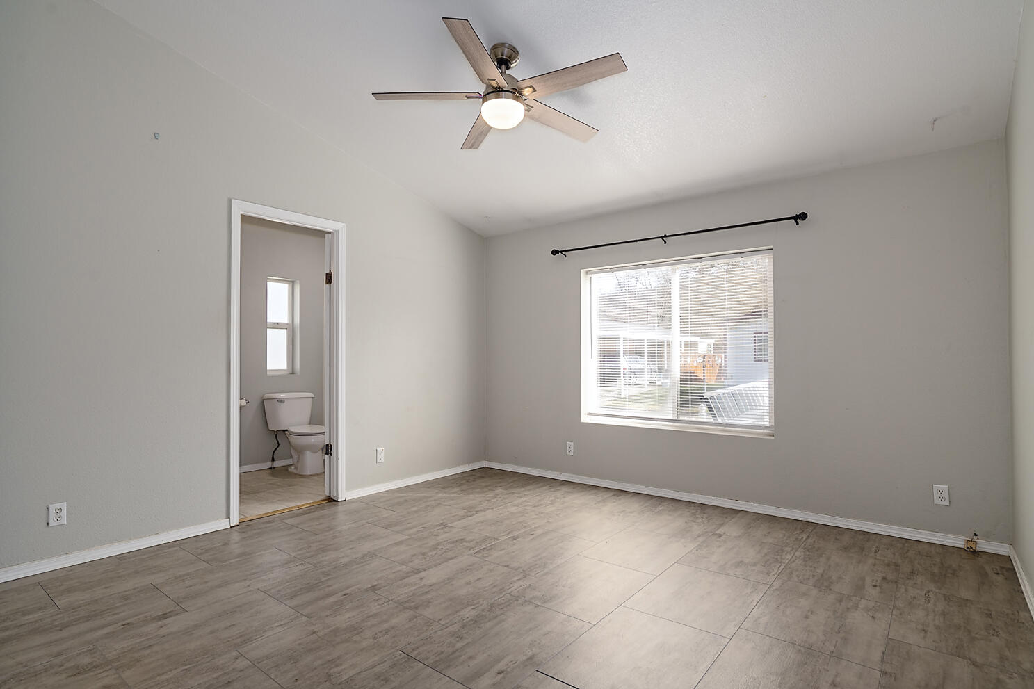 Mcloughlin Meadows Phase I - Residential