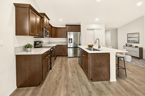 Tiny photo for 3665 Durst Street, Medford, OR 97504 (MLS # 220212389)