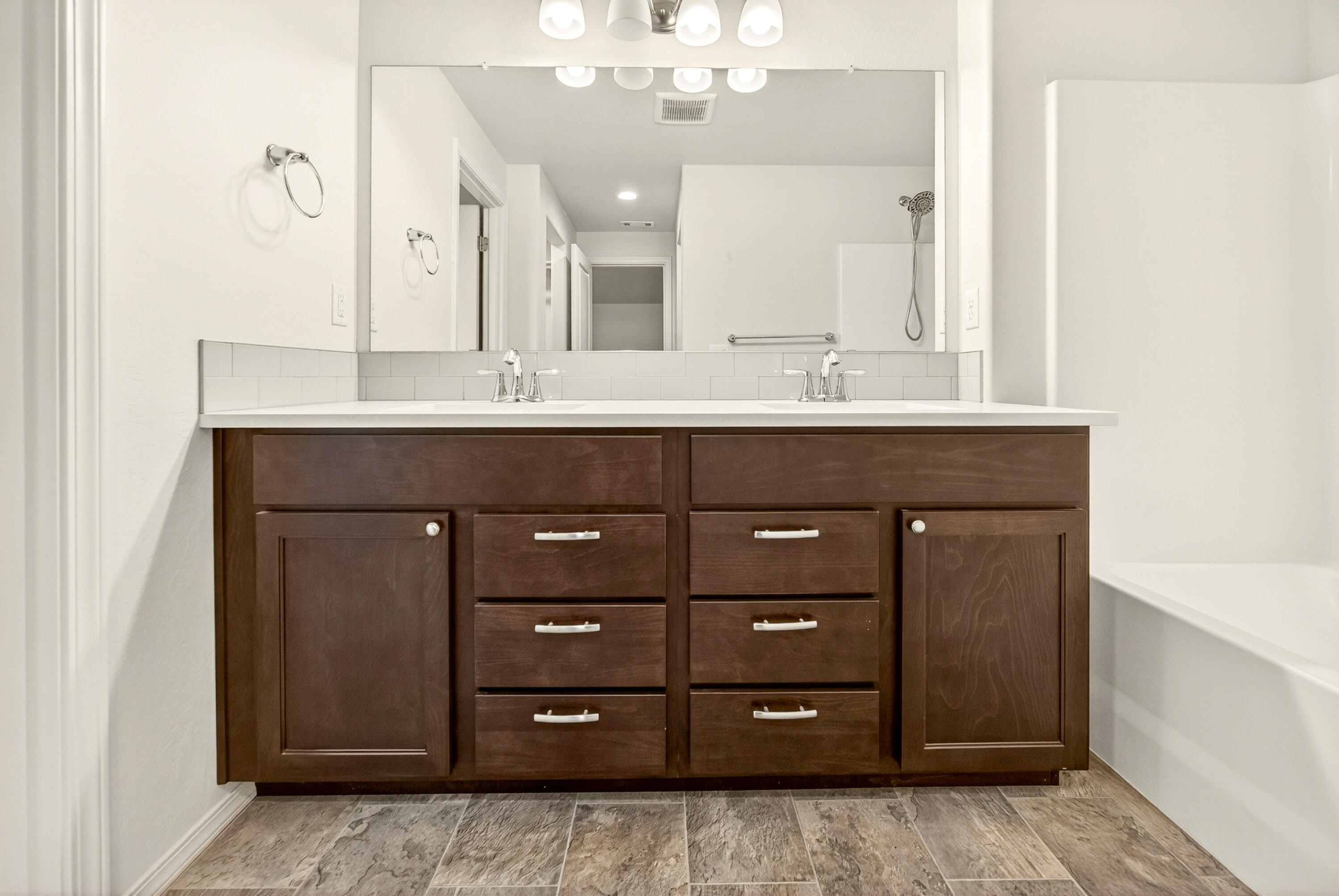 Delta Estates Phase 1 - Residential