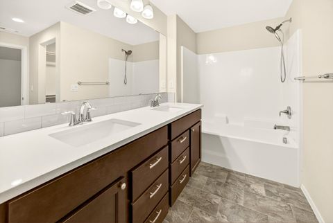 Tiny photo for 3665 Durst Street, Medford, OR 97504 (MLS # 220212389)