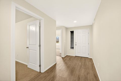 Tiny photo for 3665 Durst Street, Medford, OR 97504 (MLS # 220212389)