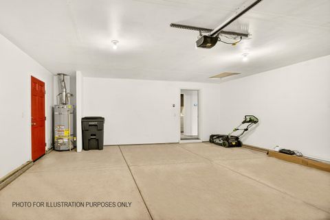 Tiny photo for 3665 Durst Street, Medford, OR 97504 (MLS # 220212389)