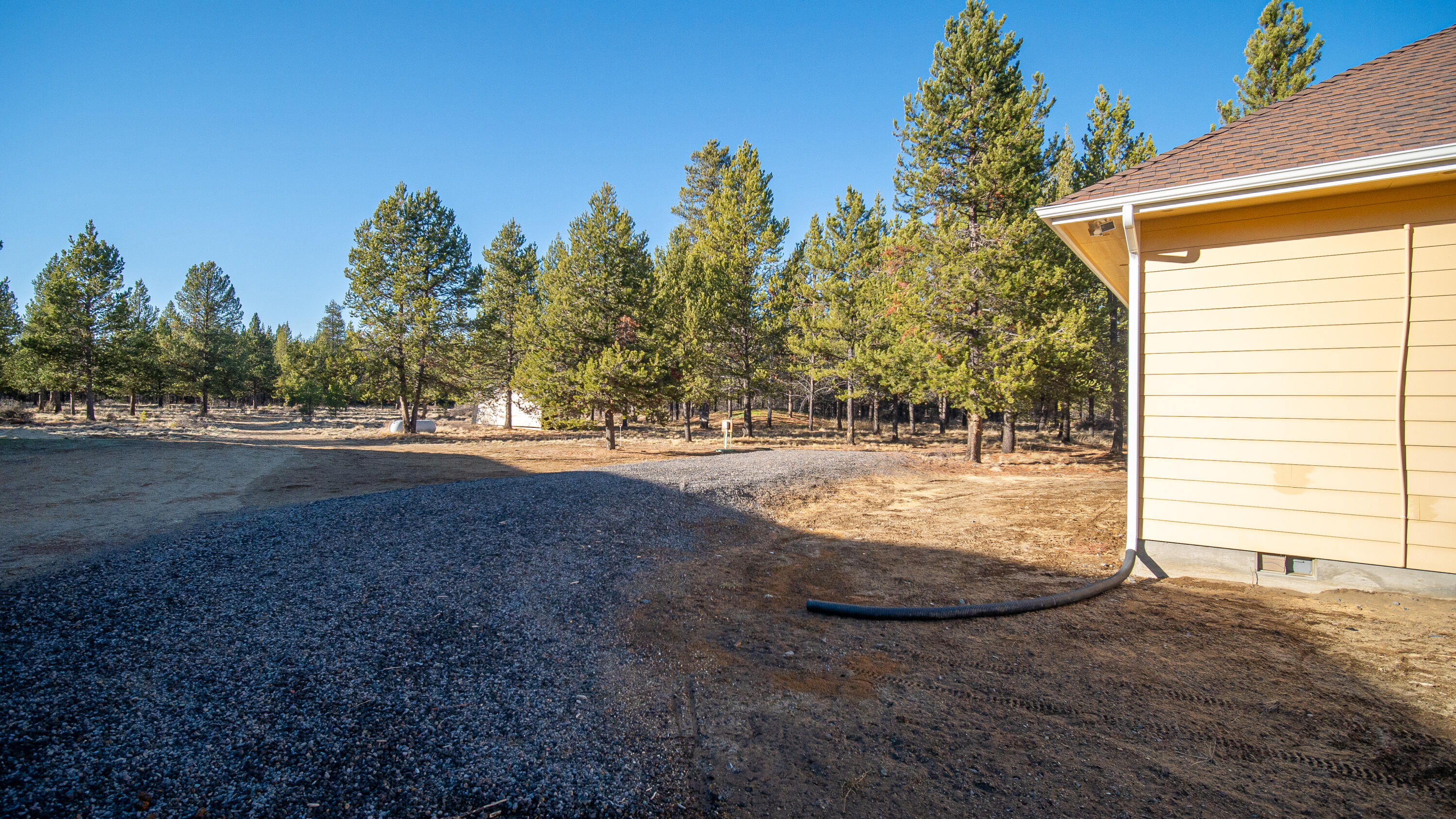 Pinewood Country Est - Residential