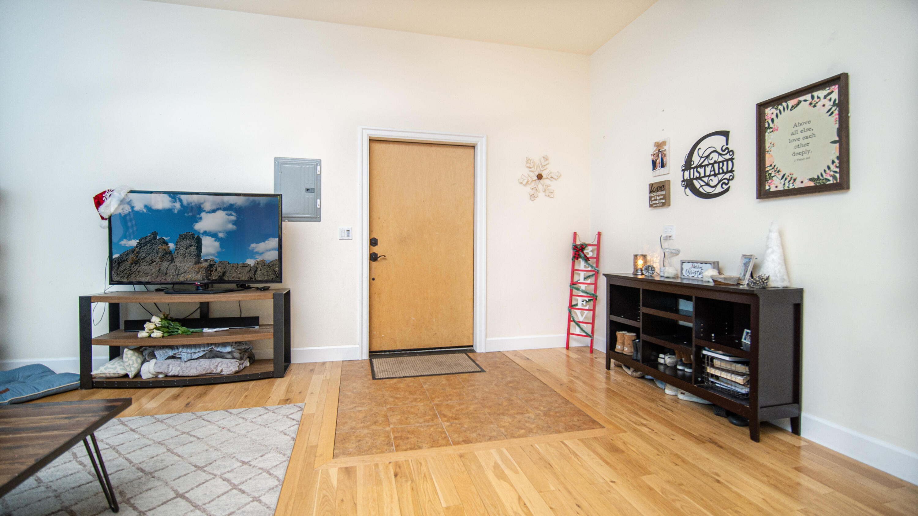 Pinewood Country Est - Residential