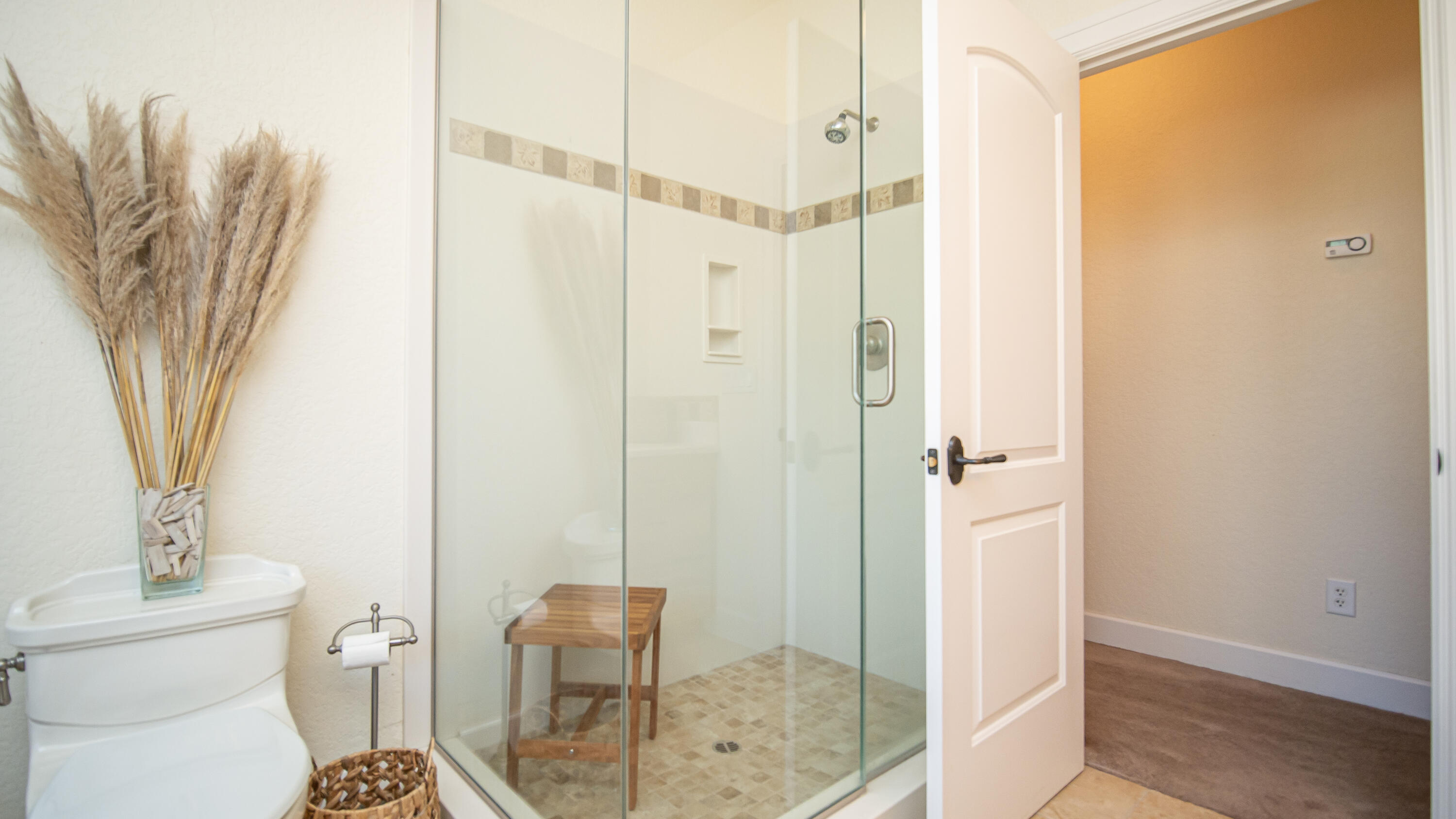 Pinewood Country Est - Residential