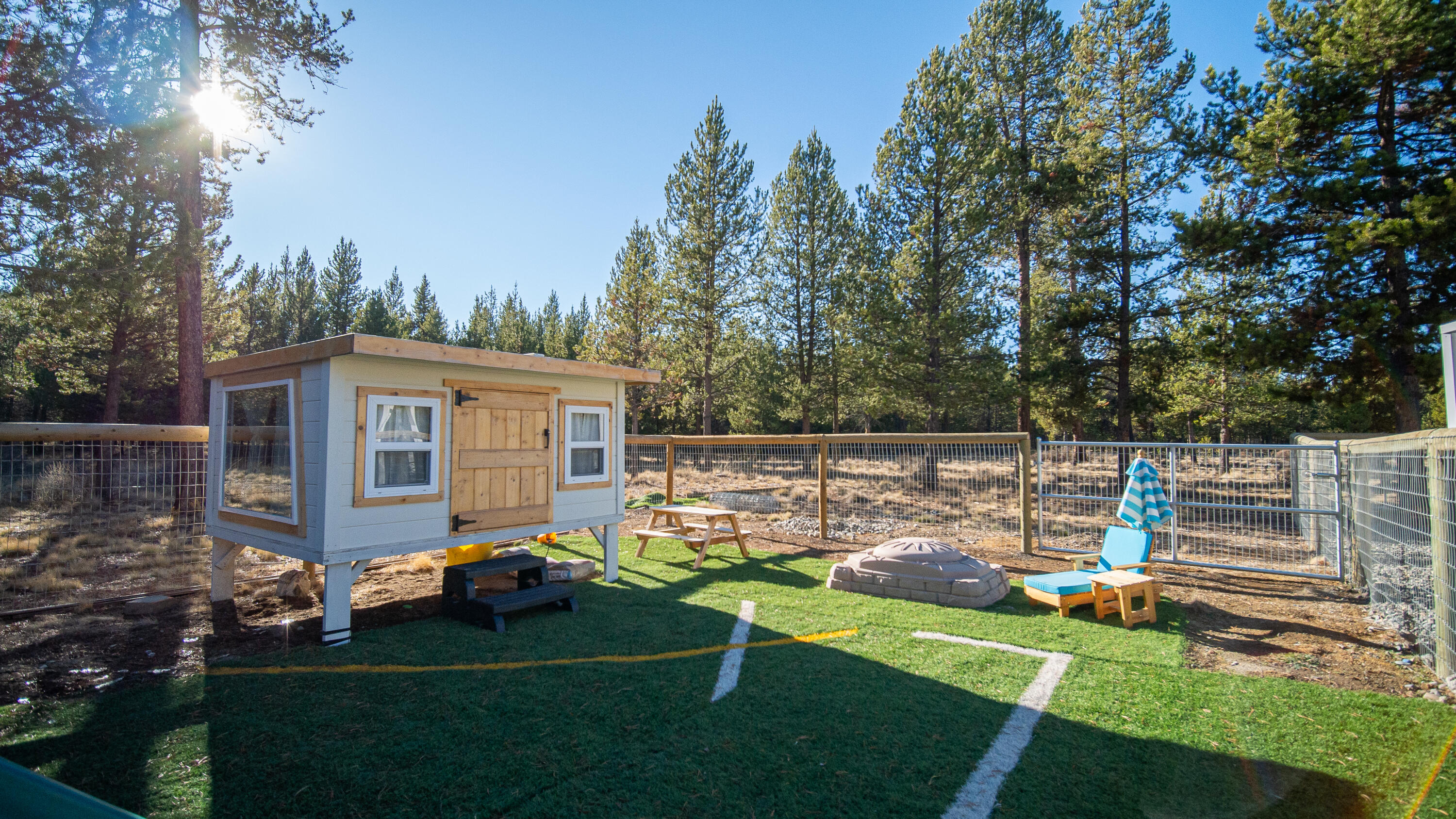 Pinewood Country Est - Residential