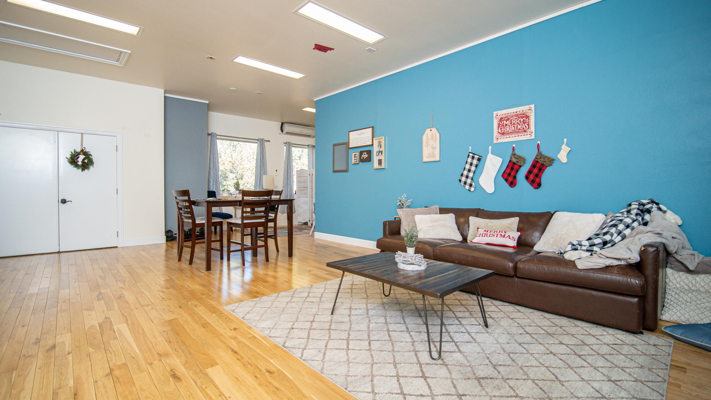 Pinewood Country Est - Residential